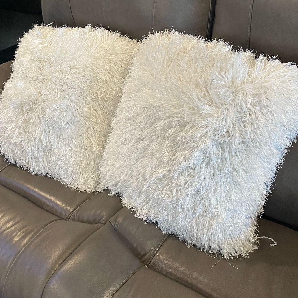 GLAMOROUS ACCENT PILLOWS
